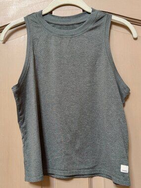 Vuori Energy Tank Size Small | Soft Athletic Racerback Workout Top